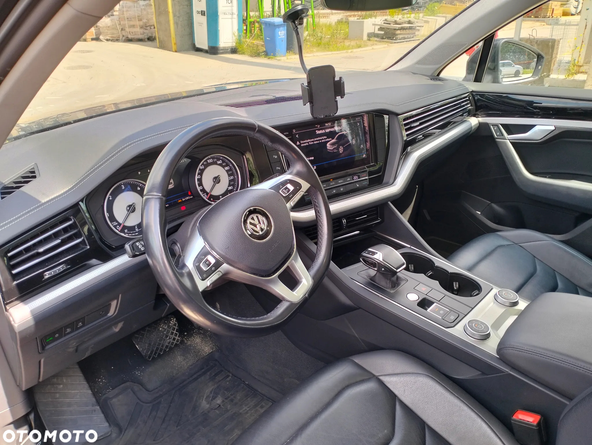 Volkswagen Touareg - 12