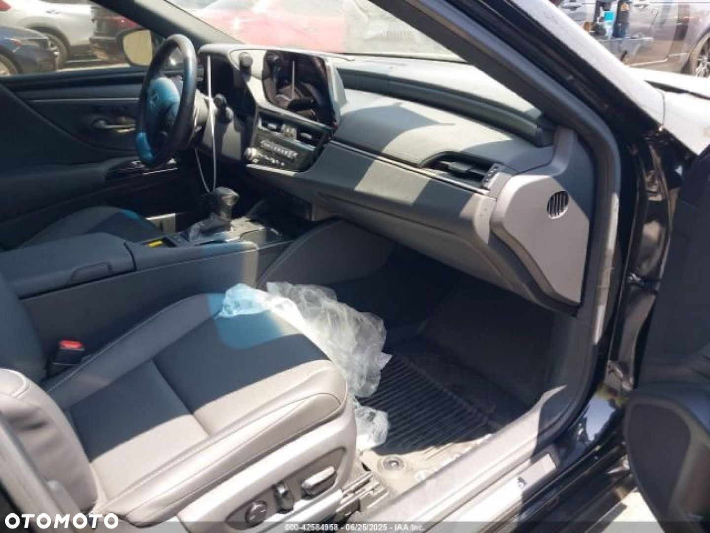 Lexus ES - 8