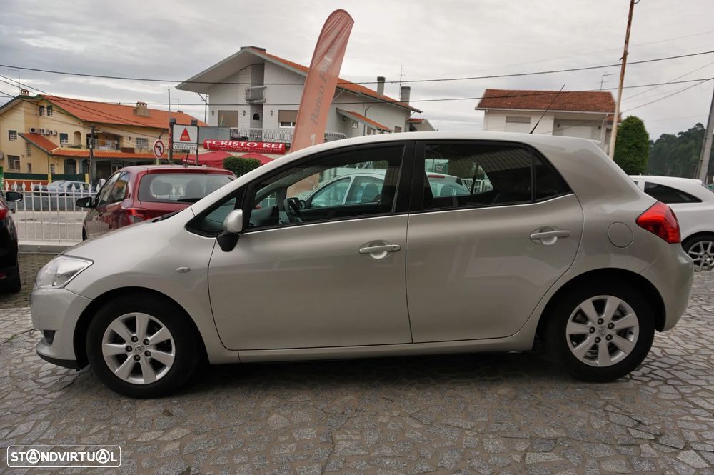 Toyota Auris 1.4 D-4D Comfort+Navi - 8