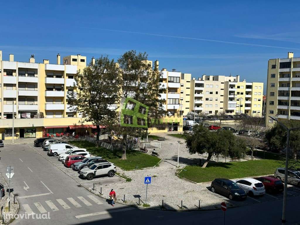 Apartamento T3, com elevador, Fidalguinhos,Barreiro - Grande imagem: 2/32