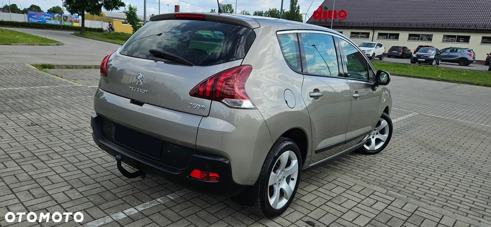 Peugeot 3008 HDi 115 Allure - 4