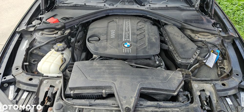 BMW Seria 3 320d Sport Line - 15