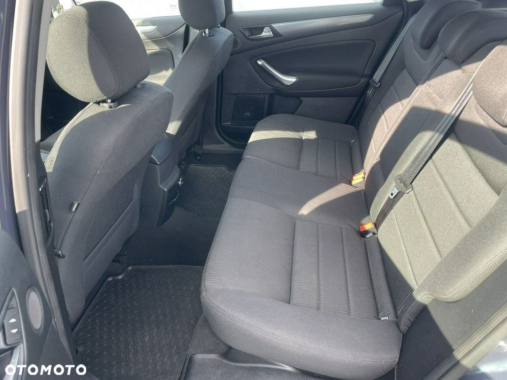 Ford Mondeo 1.6 TDCi Titanium - 24