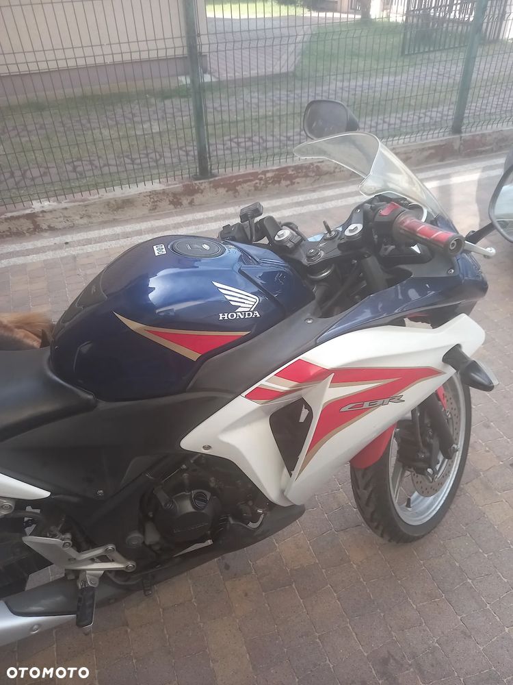 Honda CBR - 2
