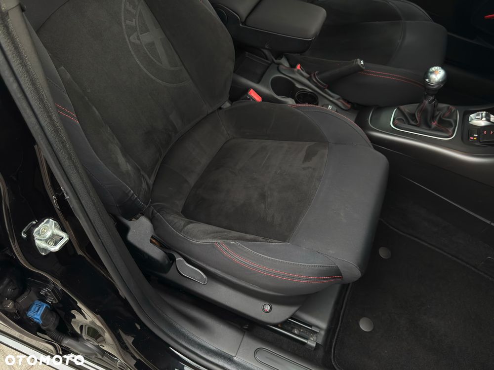 Alfa Romeo Giulietta 1.4 TB 16V Multiair Sprint - 24