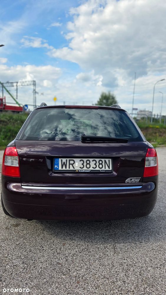 Audi A4 Avant 1.9 TDI quattro - 6