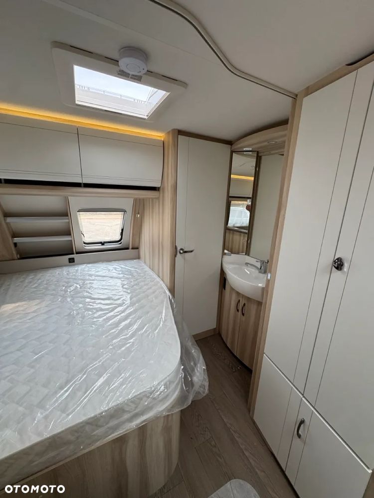 Hobby 560 KMFe De Luxe - 25