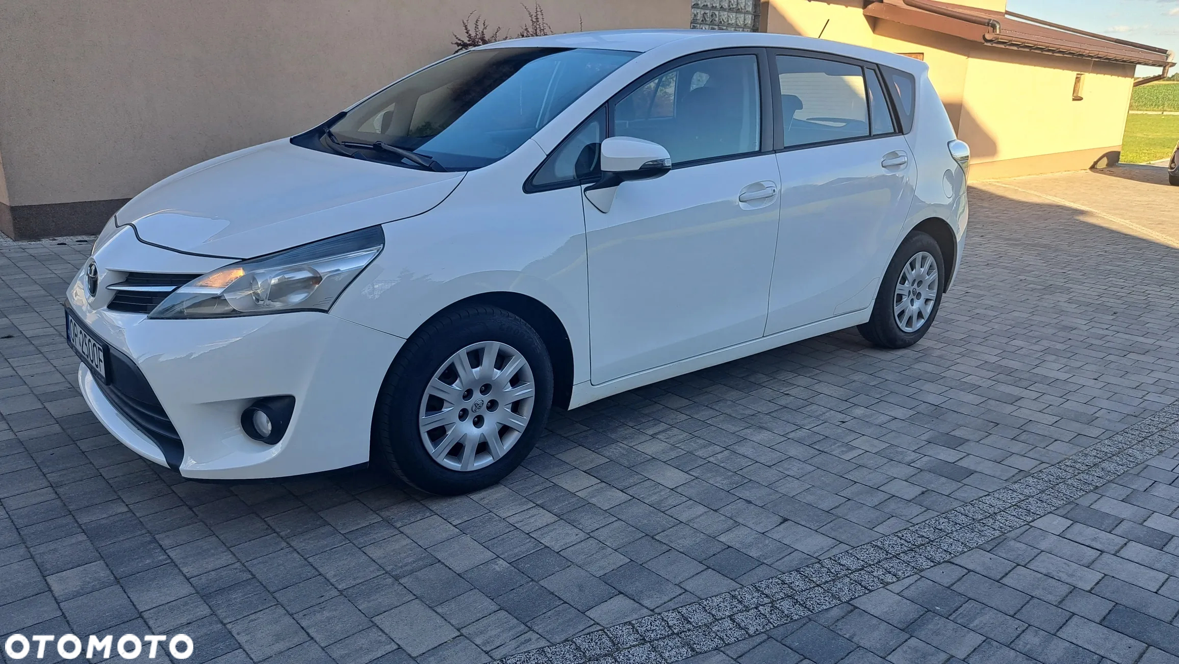 Toyota Verso 1.6 Active - 3