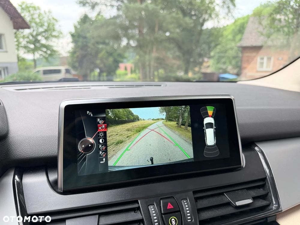 BMW Seria 2 218d Sport-Aut Luxury Line - 21