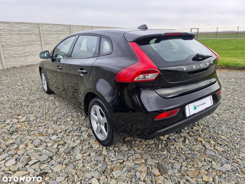 Volvo V40 - 20