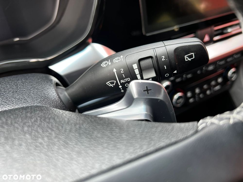 Kia Niro 1.6 GDI HEV 2WD OPF Edition 7 - 18