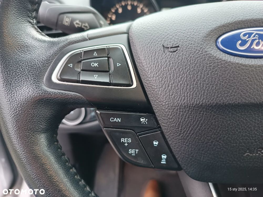 Ford Kuga - 16