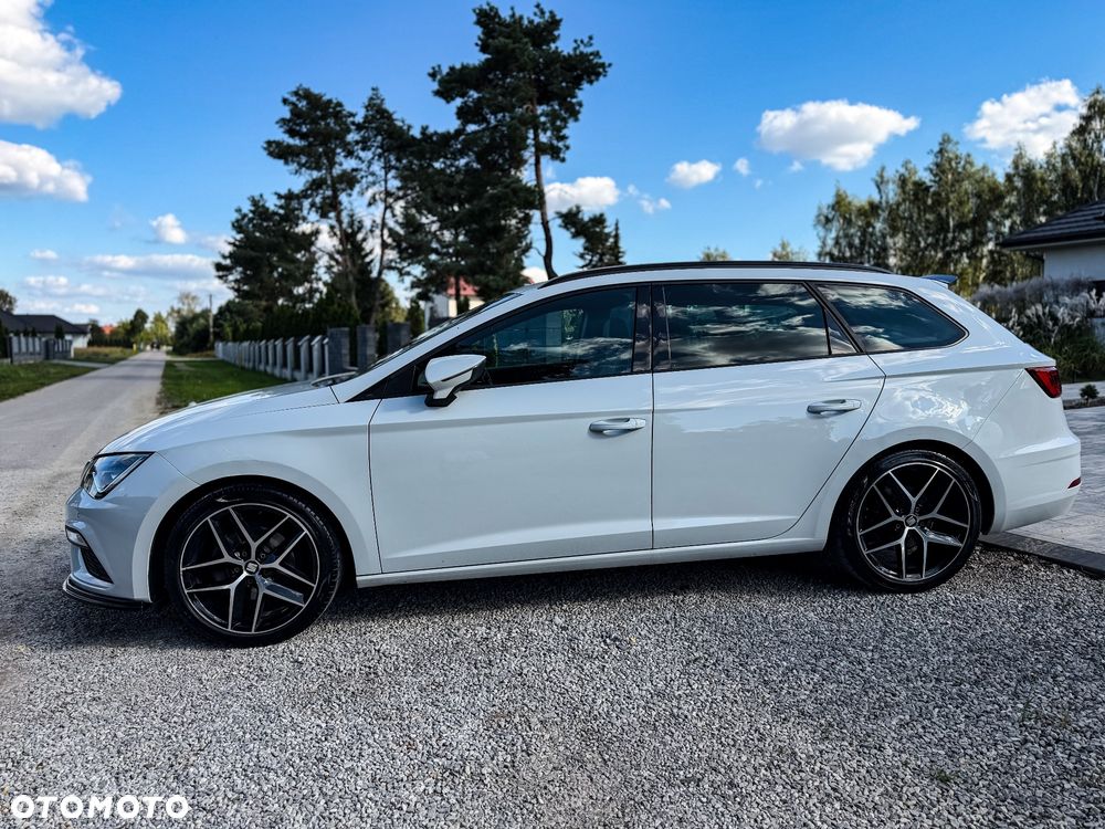 Seat Leon 1.5 eTSI OPF DSG FR Black Edition - 13