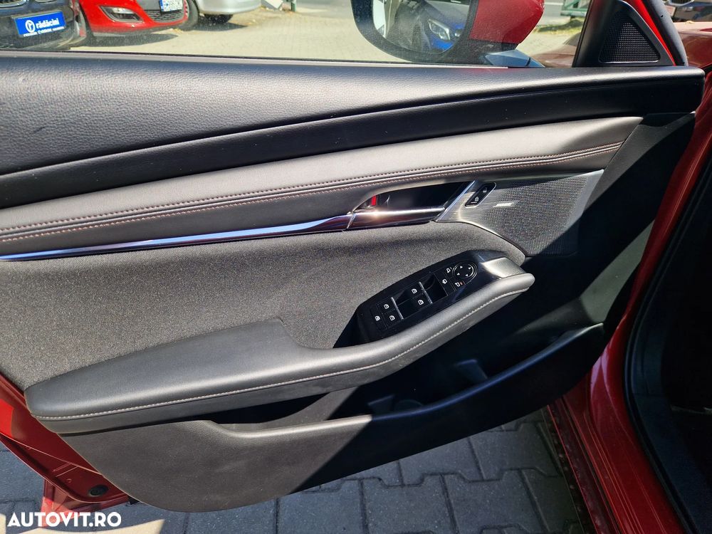 Mazda 3 FASTBACK SKYACTIV-X 2.0 M-Hybrid - 7