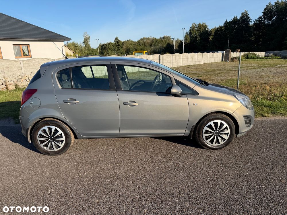 Opel Corsa 1.2 16V Enjoy - 6