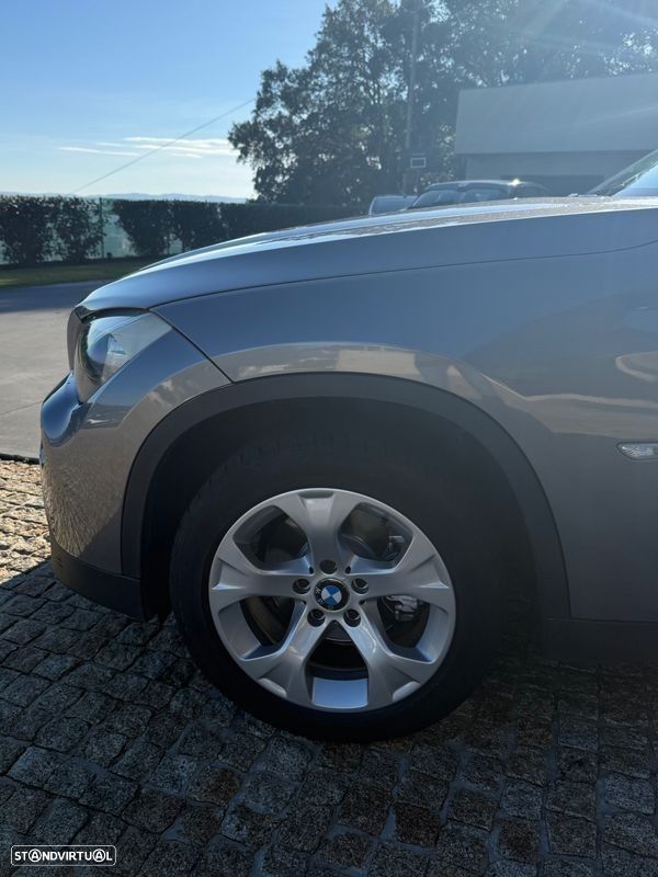 BMW X1 18 d sDrive - 8