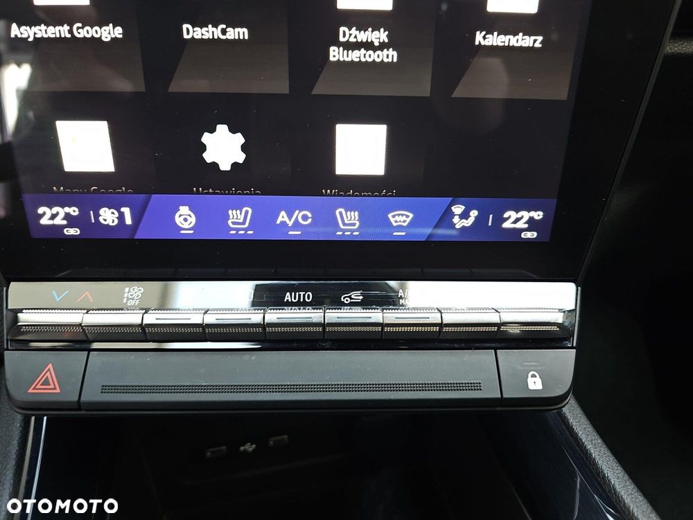 Renault Austral 1.3 TCe mHEV Iconic - 24