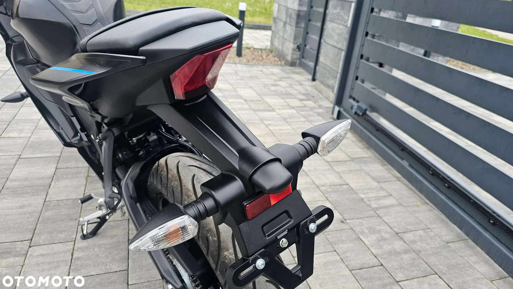 Yamaha YZF - 8