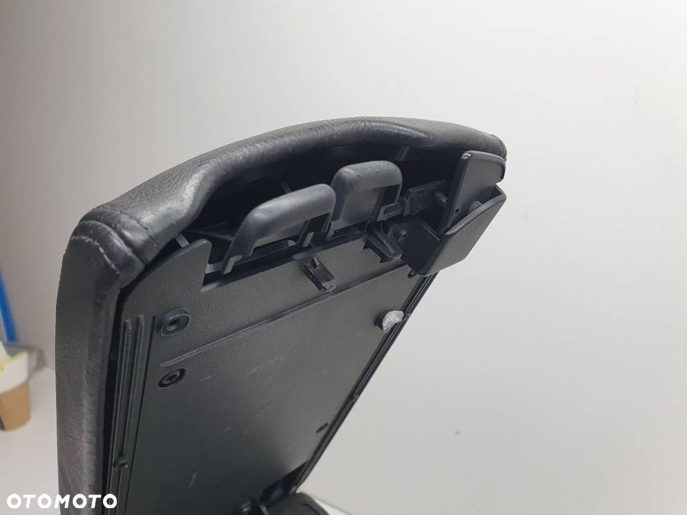 TUNEL ŚRODKOWY PODŁOKIETNIK PEUGEOT 407 SW 2006 EUROPA - 6