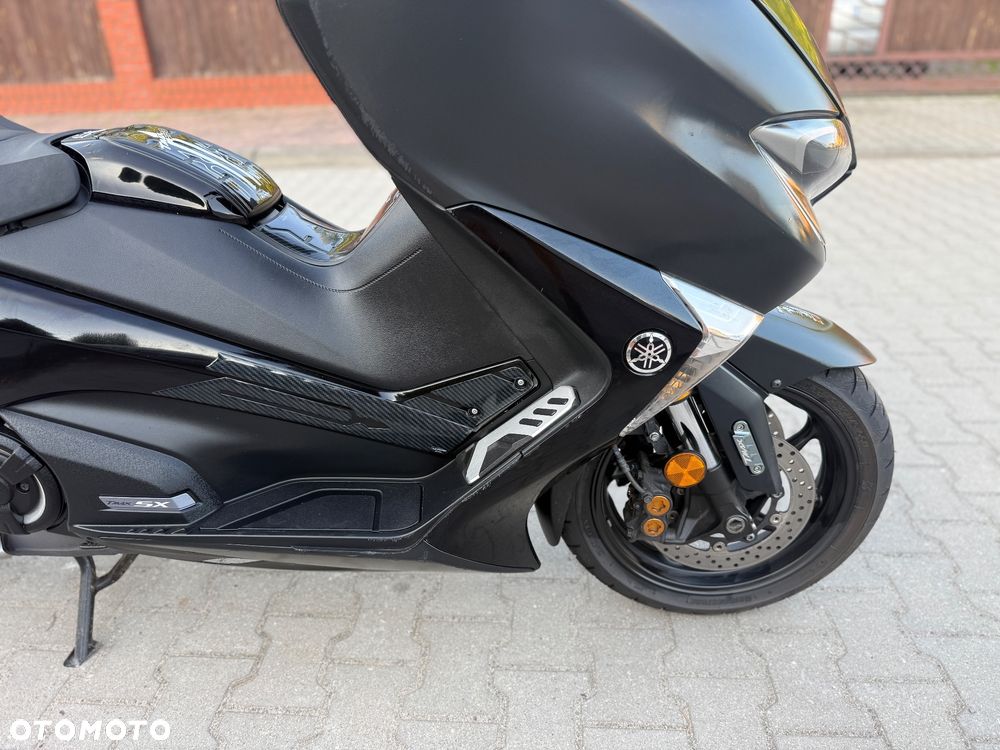 Yamaha Tmax - 8