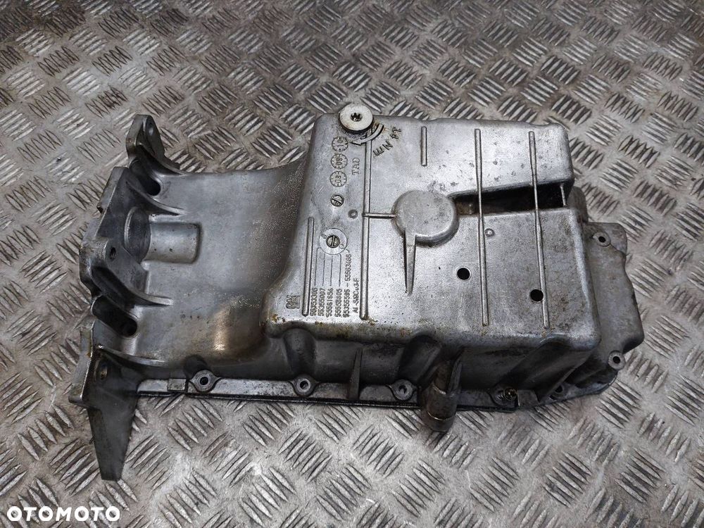 MISA MISKA OLEJOWA OPEL ASTRA J 1.6 T 55563466 - 1
