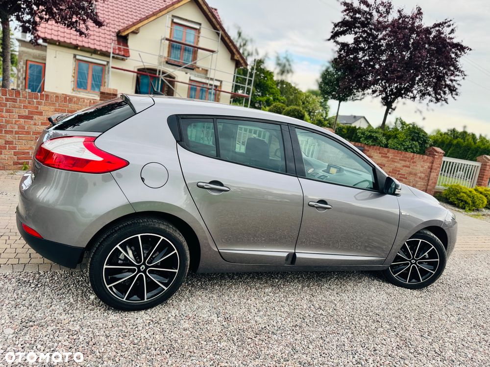 Renault Megane ENERGY TCe 115 Start & Stopp Bose Edition - 32