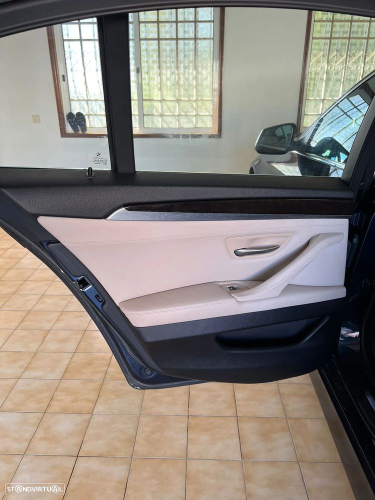 BMW 528 i Auto - 14