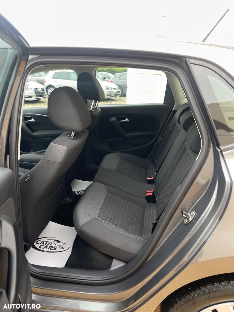 Volkswagen Polo 1.4 TDI CR BMT Comfortline - 29