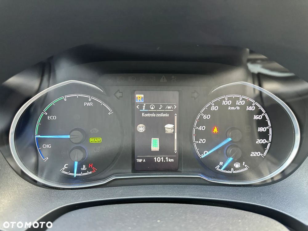 Toyota Yaris Hybrid 100 Business Edition - 29