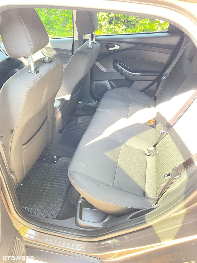 Ford Focus 1.6 SYNC Edition - 18