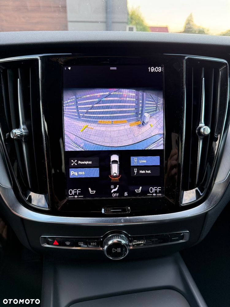 Volvo V60 D4 Momentum - 14