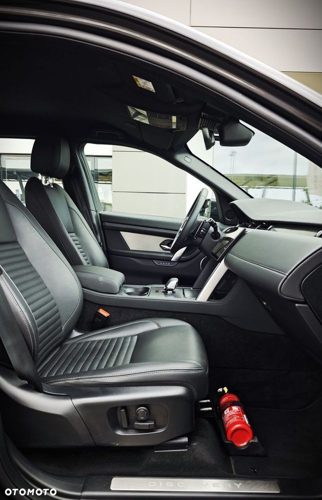Land Rover Discovery Sport - 17