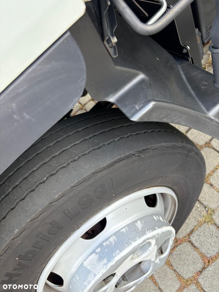 Mitsubishi FUSO CANTER* ECO HYBRID* CHŁODNIA* THERMO KING T600R+EL* Winda* 8 EP* KLIMA* SUPER STAN - 9