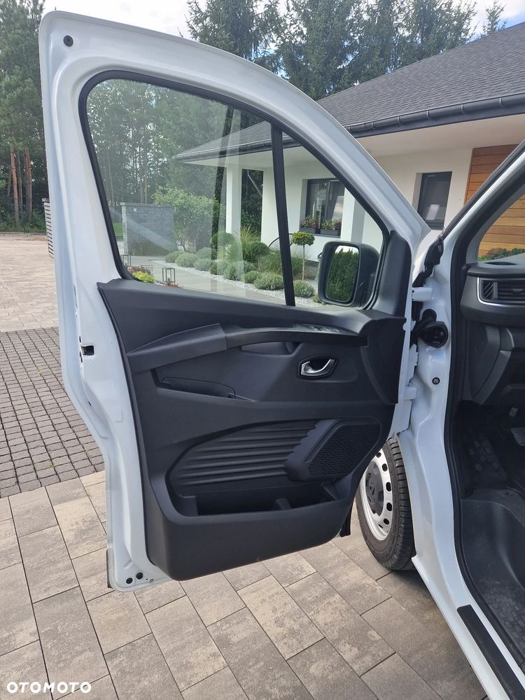 Renault Trafic - 14