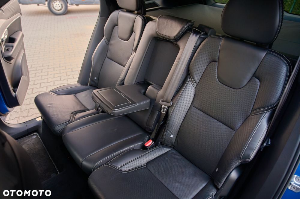 Volvo XC 90 T6 AWD R-Design - 28