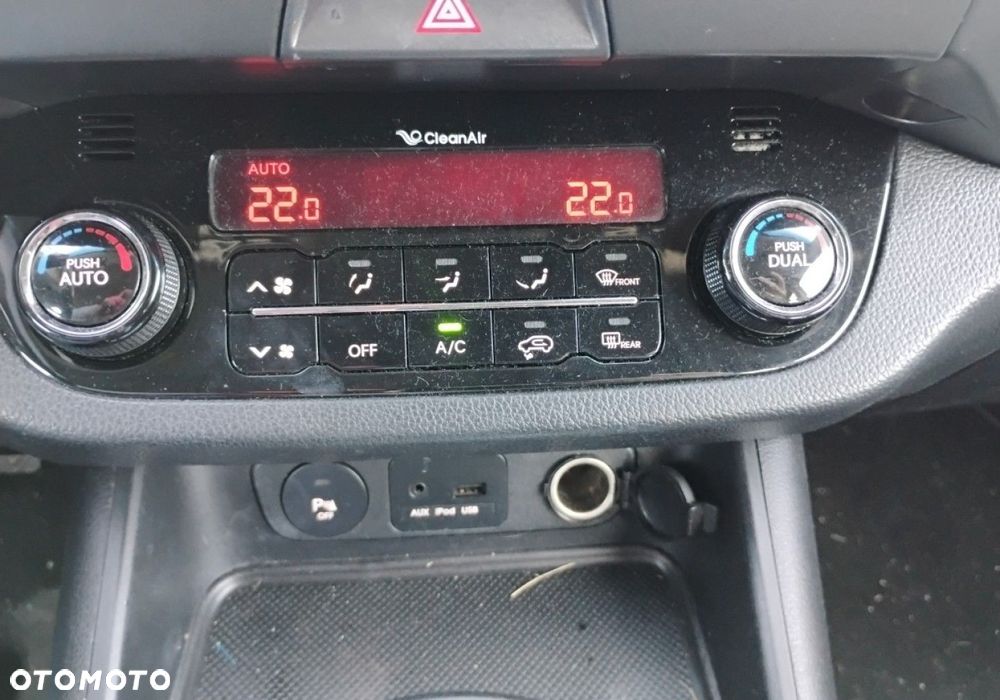 Kia Sportage - 16