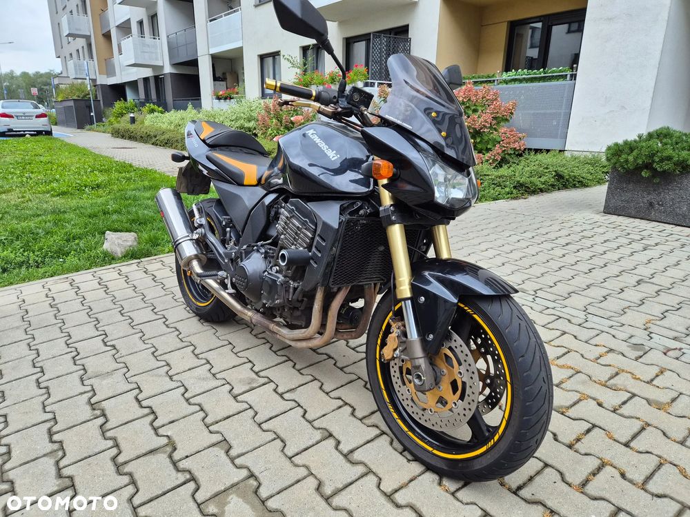 Kawasaki Z - 6