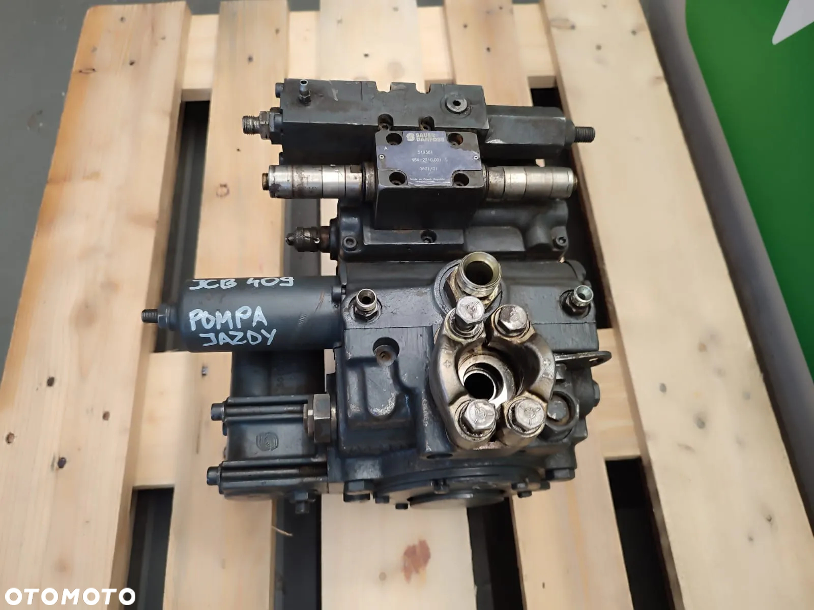 Pompa jazdy 90R055 ZFDNN64 Sauer Danfoss 519361 JCB 409 - 4