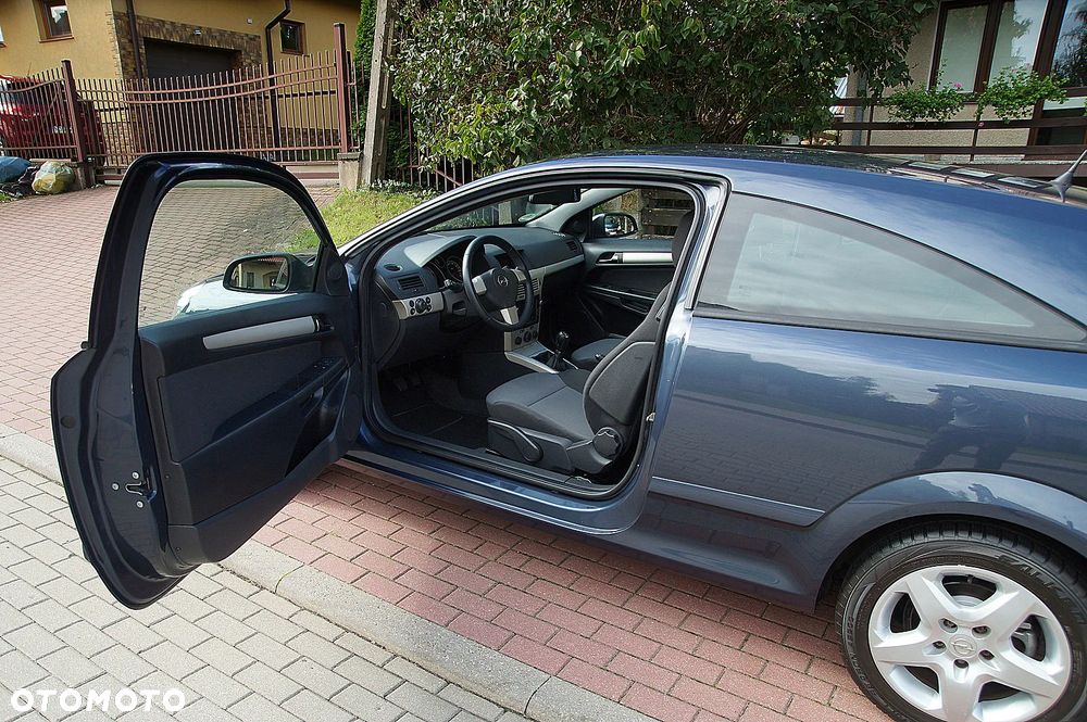 Opel Astra GTC 1.4 Edition - 15