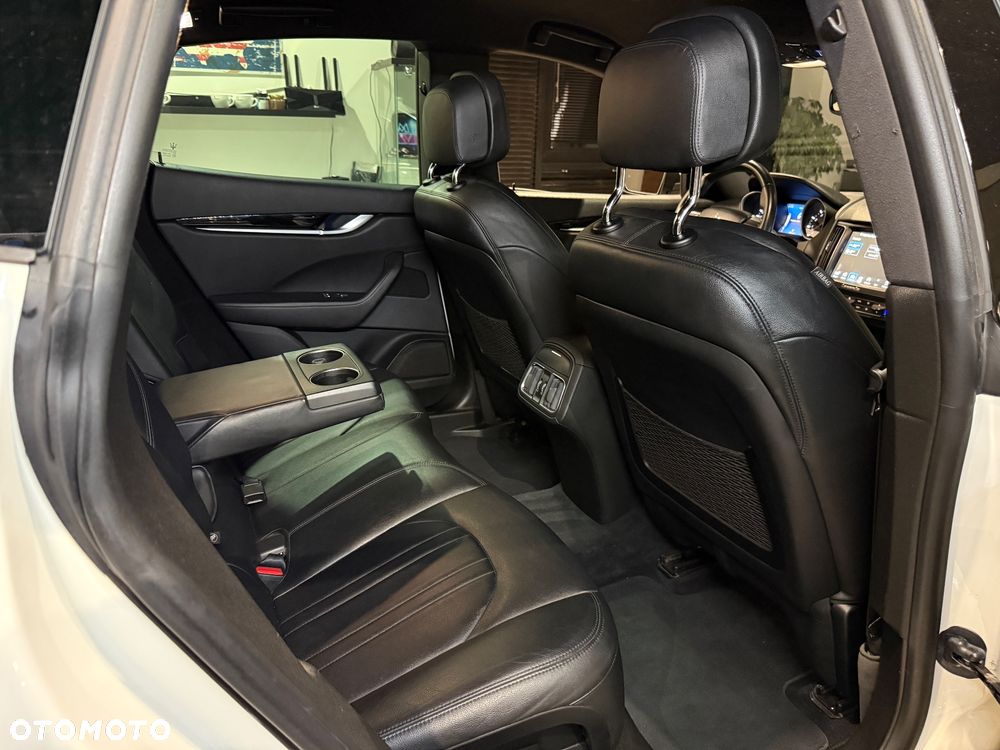 Maserati Levante - 30