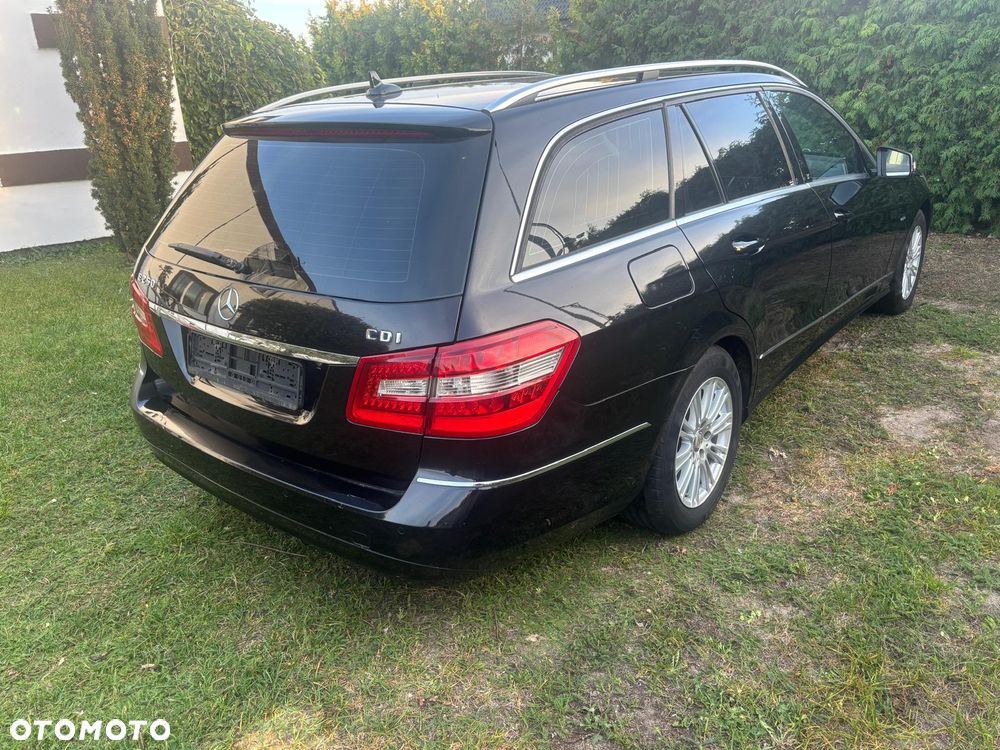 Mercedes-Benz Klasa E 250 CDI DPF BlueEFFICIENCY Automatik - 3