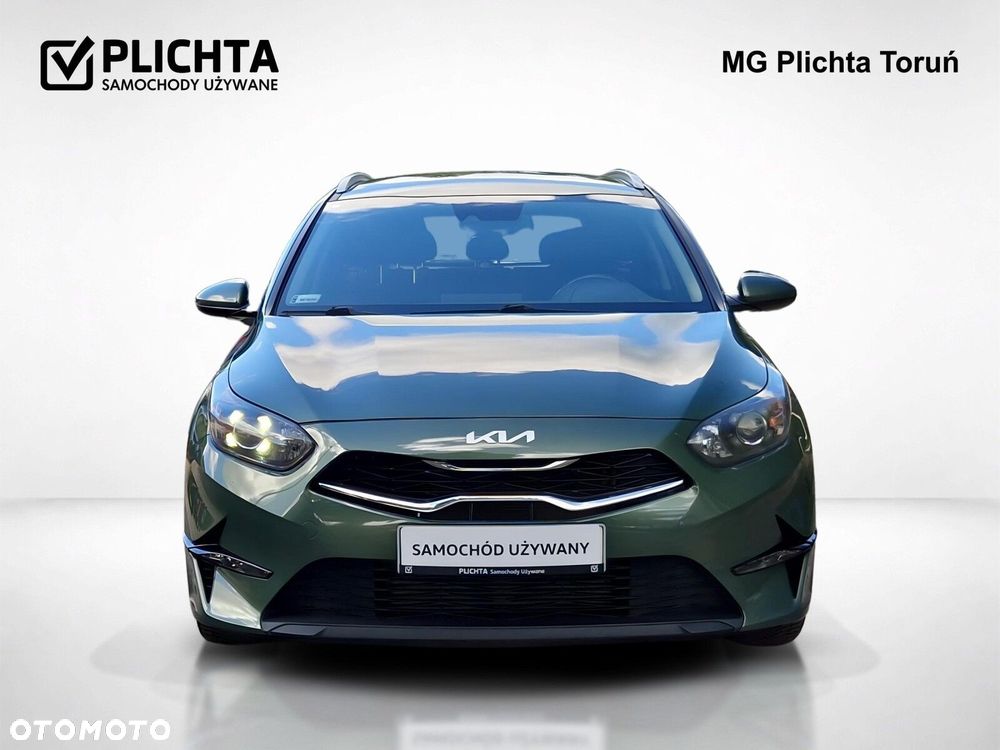Kia Ceed - 9