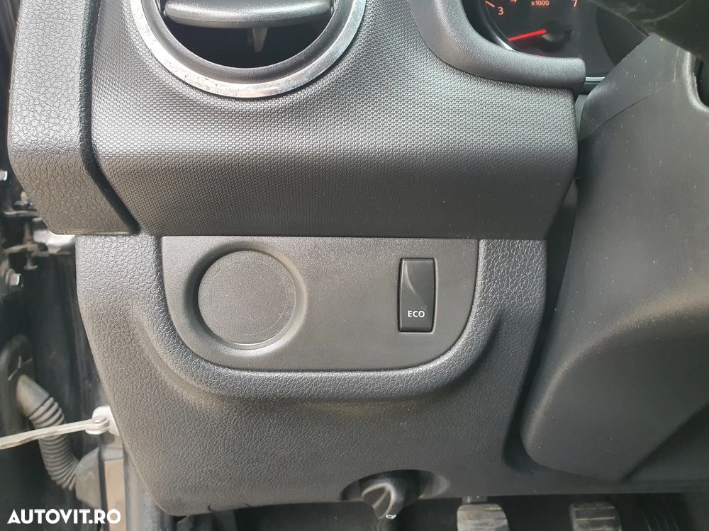 Dacia Logan 1.5 dCi Preference - 17