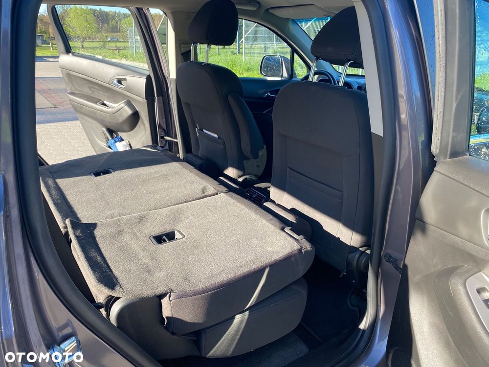 Chevrolet Orlando - 20