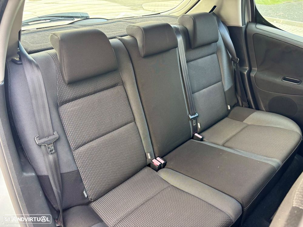 Peugeot 207 1.4 16V Trendy - 29