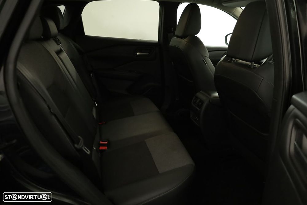 Nissan Qashqai 1.3 DIG-T N-Connecta LED - 22