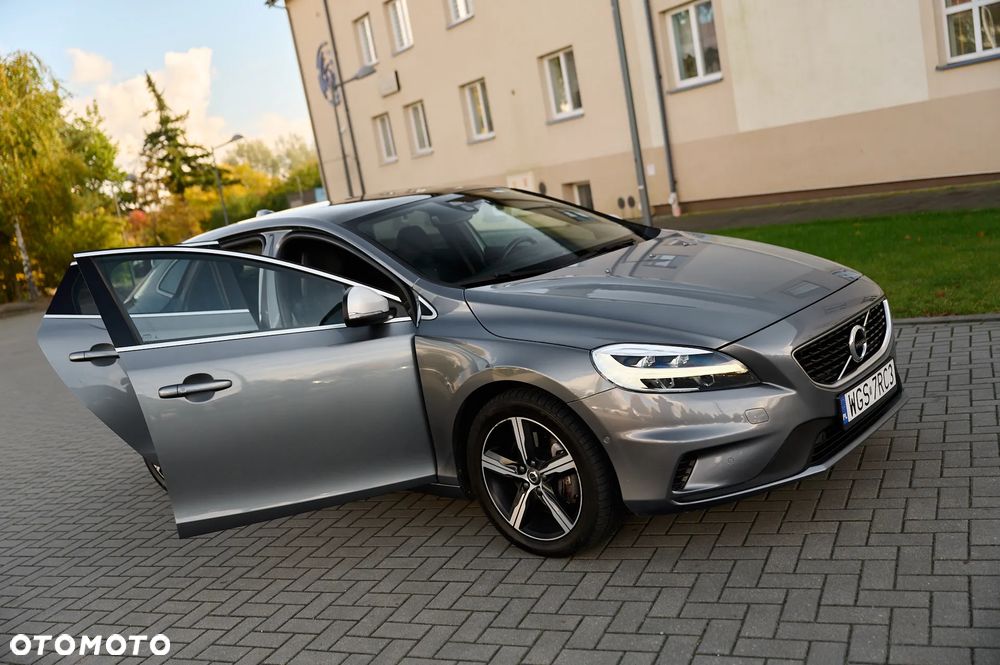 Volvo V40 D3 Geartronic RDesign - 18
