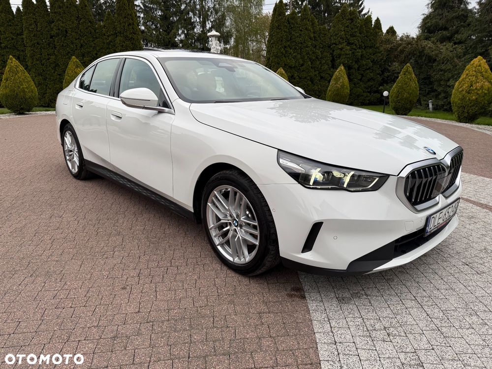BMW Seria 5 530i xDrive - 3