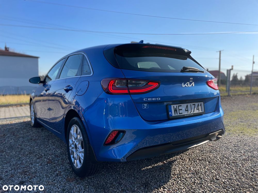 Kia Ceed 1.5 T-GDI M - 11