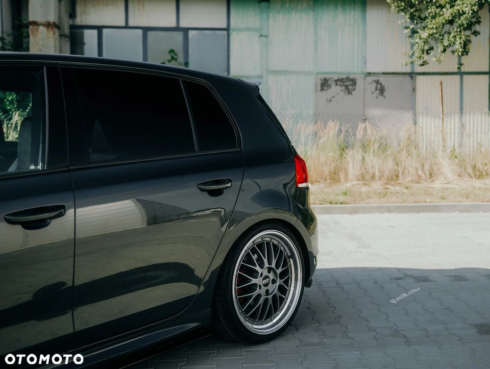Volkswagen Golf VI 2.0 TSI GTI - 3
